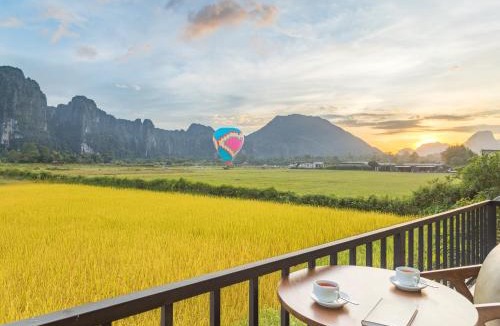 Vang Vieng Resort | Paradise Mountain View Resort