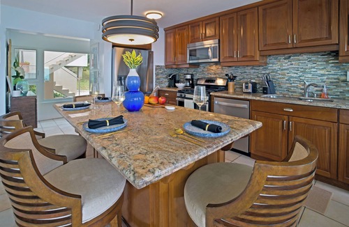 Estate Lovenlund Apartment | Paradise Palms w/Pool and Panoramic Ocean Views and generator!