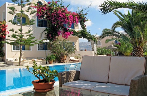 Akrotiri Apartment | Paradise Resort