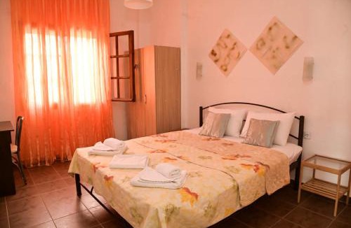 Elia Apartment | Paradise studios