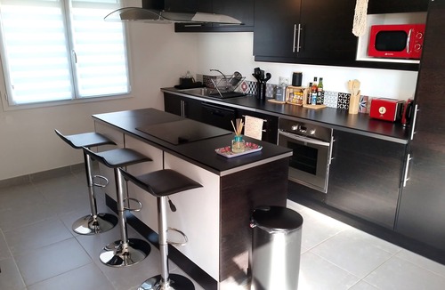 Malain House | Paradise Trail - Detached 2-bedroom house - Peaceful, natural setting and forest