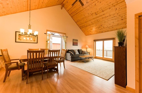 Livingston Cabin | Paradise Valley with Yellowstone River Fishing Access