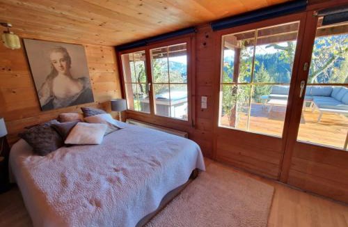 Rougemont Ski Chalet | Paradise View - 5 BR Gstaad Paradise View Chalet with Outdoor Jacuzzi