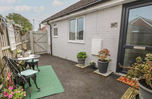 Highcliffe-on-Sea House | Paradise Villa