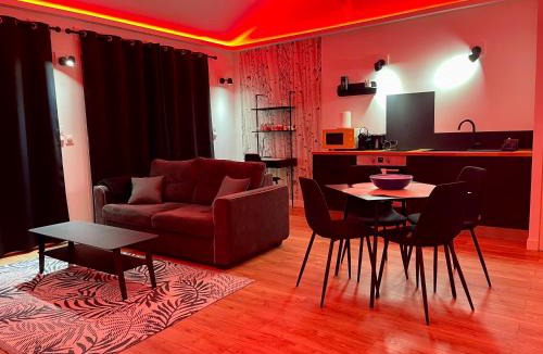 Villars-les-Dombes Bed & Breakfast | Paradisier, clim, grande terrasse, balneo, Parc des Oiseaux
