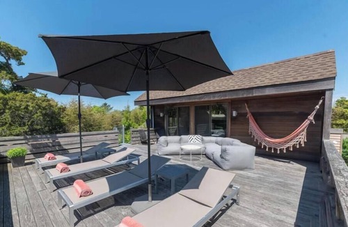 Ocean Beach House | Paradiso - 5 Bedroom, 2 Bath Beach Home with Pool