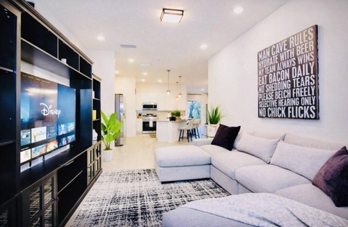 Mariner's VIllage House | ParadisoGrande 5BD/5BH "2mi SeaWorld" FREE Resort
