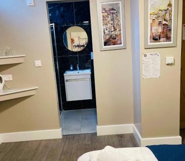 Palmers Green Hotel | Paragraph Tottenham