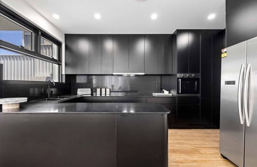 Coffs Harbour House | Paramount On Jarrett, Accessible, Pet Friendly, Jetty location