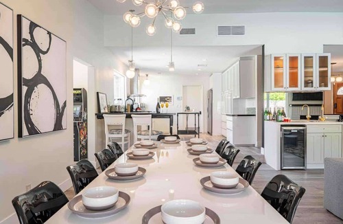 Vista Norte House | Paramount Palm Springs: An Enchanting Hollywood