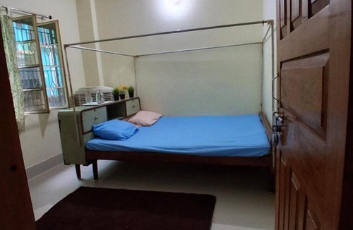 Deoghar Bed & Breakfast | Paras home