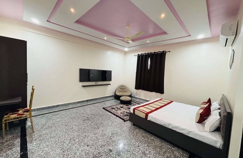 Sojat Hotel | Paras Resort