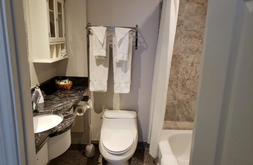 Milton Park Apartment | Parc Suites Hotel