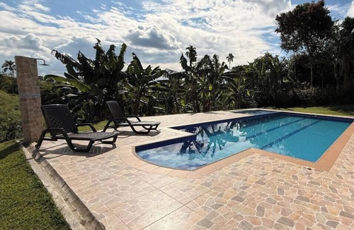 Alegrias House | PARCEROS GROUP - 4-BEDROOM VACATION FARM, MORELIA, PEREIRA, COLOMBIA