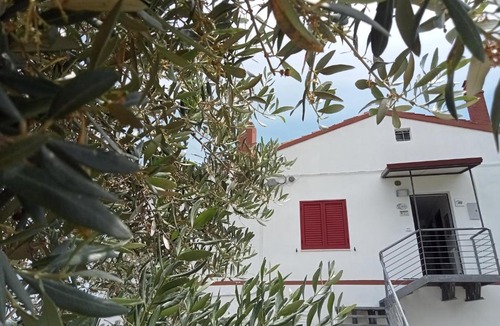 Civitella Messer Raimondo Apartment | Parco della Majella - Casa sul lago - Appartamento Glicine - Terrazza sul lago
