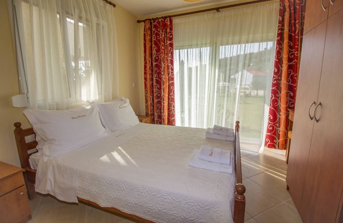Kalamitsi Hotel | Parea Kalamitsi
