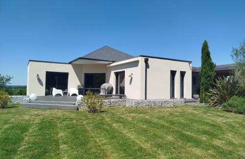 Parigne-lʼEveque House | Parenthèse contemporaine - Élégance et nature - 15 min du Circuit des 24h
