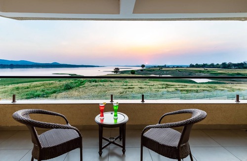 Sarangpur Hotel | Parijat Lake Resort by GoldMark, Madhai- Satpura National Park