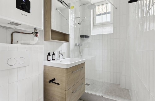 Pere Lachaise Condo | Paris 20 - rue Sorbier
