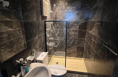 Abdin Hostel | paris east hostel