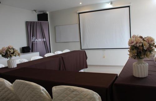 Nuevo Chimbote Hotel | Paris Senlis Hostel Plus