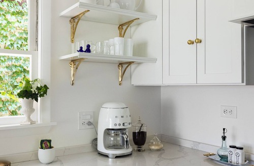 Evanston House | Parisian Inspired Escape - Close to Town & NU