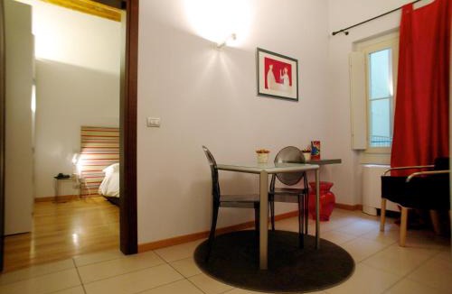 Parma City Centre Apartment | Parizzi Suites&Studio Restaurant