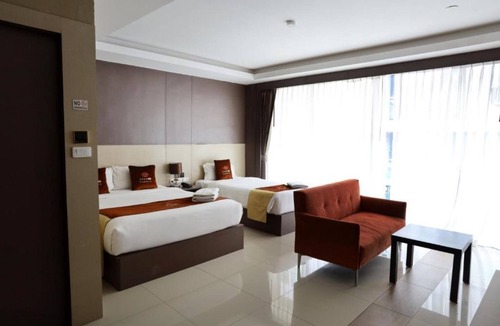 Phuket Hotel | Park 38 Hotel