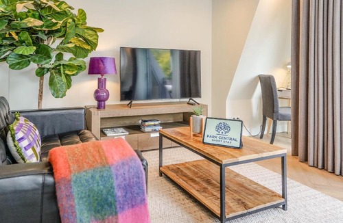 Benoordenhout Apartment | Park Central Executive 102