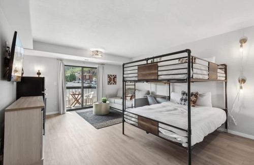 North Park City Apartment | Park City Southwestern Bunker