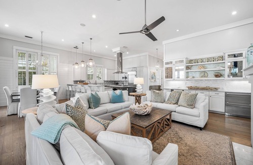 Watercolor House | Park District Paradise: Bikes, Golf Cart, WaterColor Beach Club Access, and Luxury Living.