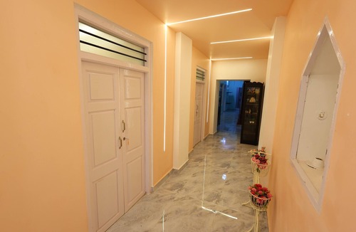 Kalapettai Villa | Park & Explore! 5min to beaches, 8min to food, 350yrs history and more on foot.