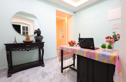 Kalapettai Villa | Park & Explore! 5min to beaches, 8min to food, 350yrs history and more on foot.