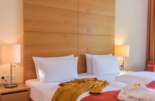 Seepromenade Hotel | Park-Hotel Hübner