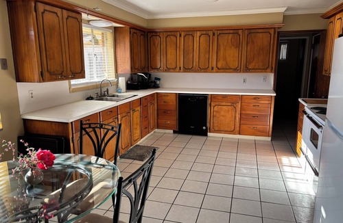 Central Oklahoma City House | Park Manor on two wooded acres close to golf, OKC Zoo, Remington Park, OKANA