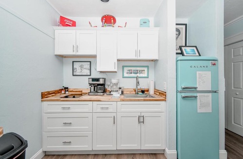 Cedar Key Apartment | Park Place Unit 129