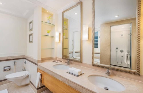 Old Gurgaon Hotel | Park Plaza Gurgaon