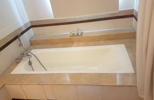 Old Gurgaon Hotel | Park Plaza Gurgaon