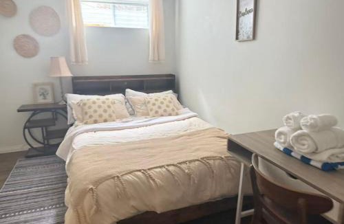 South Central Villa | Park side Basement 2 bedroom suite