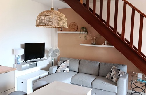 Luni Mare Apartment | Park view apartment, 3 rooms, private parking, kids free.
