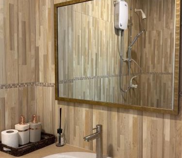 Male Apartment | Park View Stay