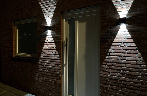Nijmegen Apartment | Park View Studio - Features Free Wifi, Bright Furnishings and Modern Facilities