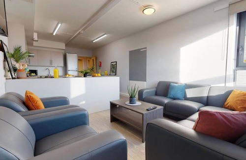 Dundee Apartment | Parker House