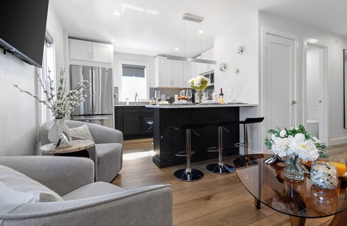 Ward Two Apartment | Parking 3BR2Bth, Cambridge/Boston, W/D, Subway,A/C