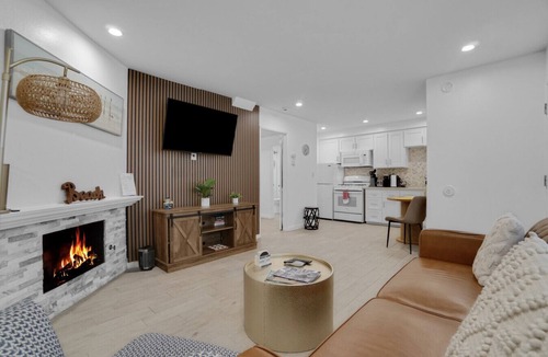 El Porto Apartment | Parking, A/C, W/D, 15min to LAX and Remodeled