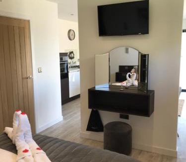 Askam and Ireleth Apartment | Parkknott Retreat Luxury Lodge with Private Hot Tub