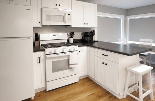 Winona House | Parkside Pet Friendly Bungalow