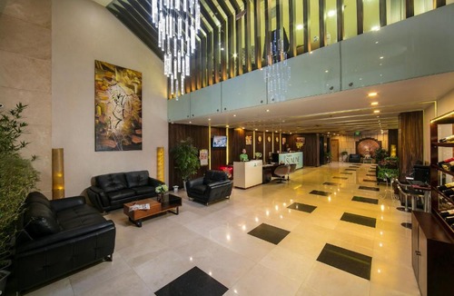 Hai Ba Trung Hotel | Parkside Sunline Hotel