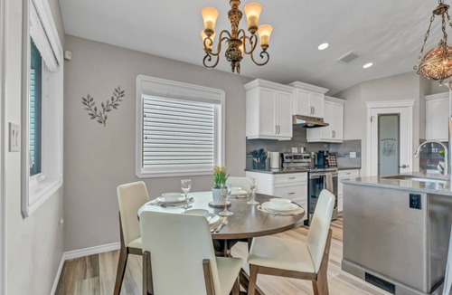 Medicine Hat House | Parkview Place
