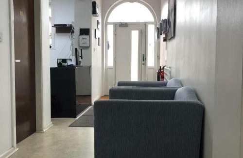Cheetham Hill Hotel | Parkview Residence